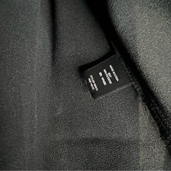 NWT Hyfve Black Long Sleeve Ruffle Back Tunic Blouse Size Medium - Picture 7 of 16